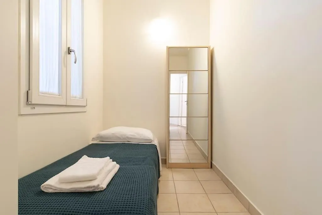 Enjoy Home - Appartamento Carducci Padova Apartment