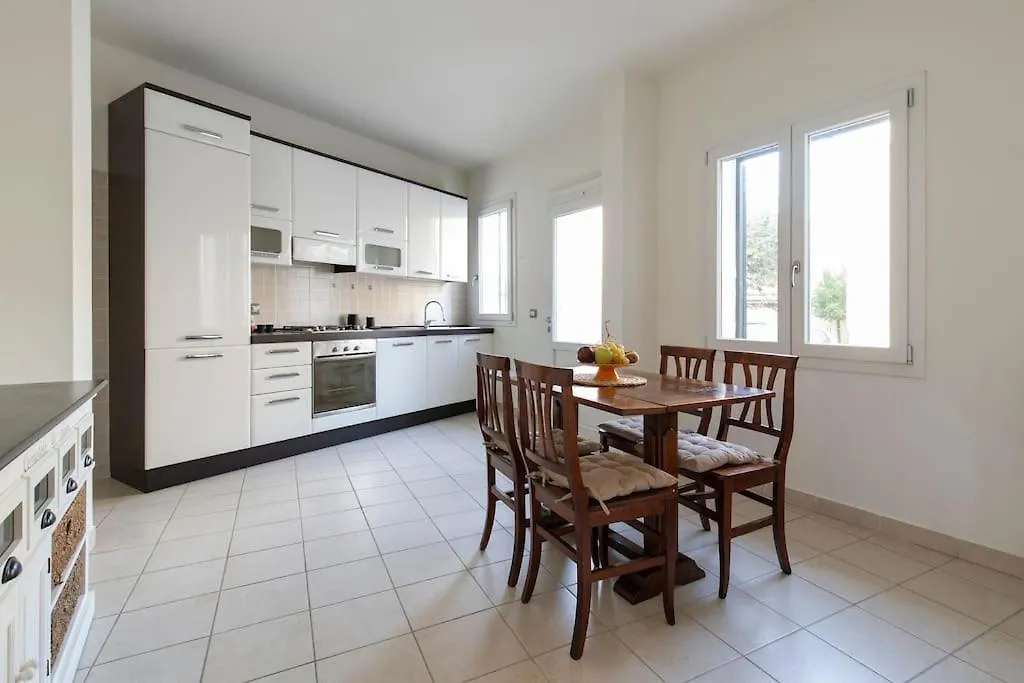 Apartment Enjoy Home - Appartamento Carducci Padova