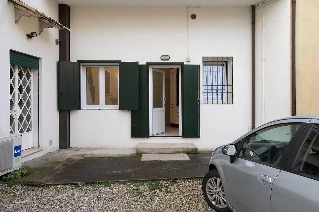 Apartment Enjoy Home - Appartamento Carducci Padova