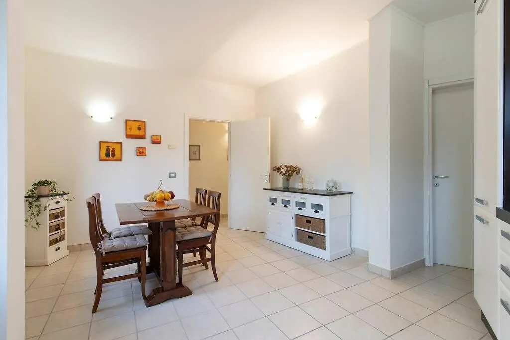 Enjoy Home - Appartamento Carducci Padova Italy